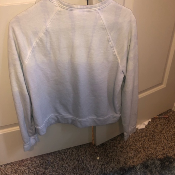 Universal thread size small long sleeve sweatshirt - Picture 2 of 4